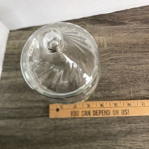 Clear Glass Apothecary Jar with Optic Swirl Design - Picture 5 of 9